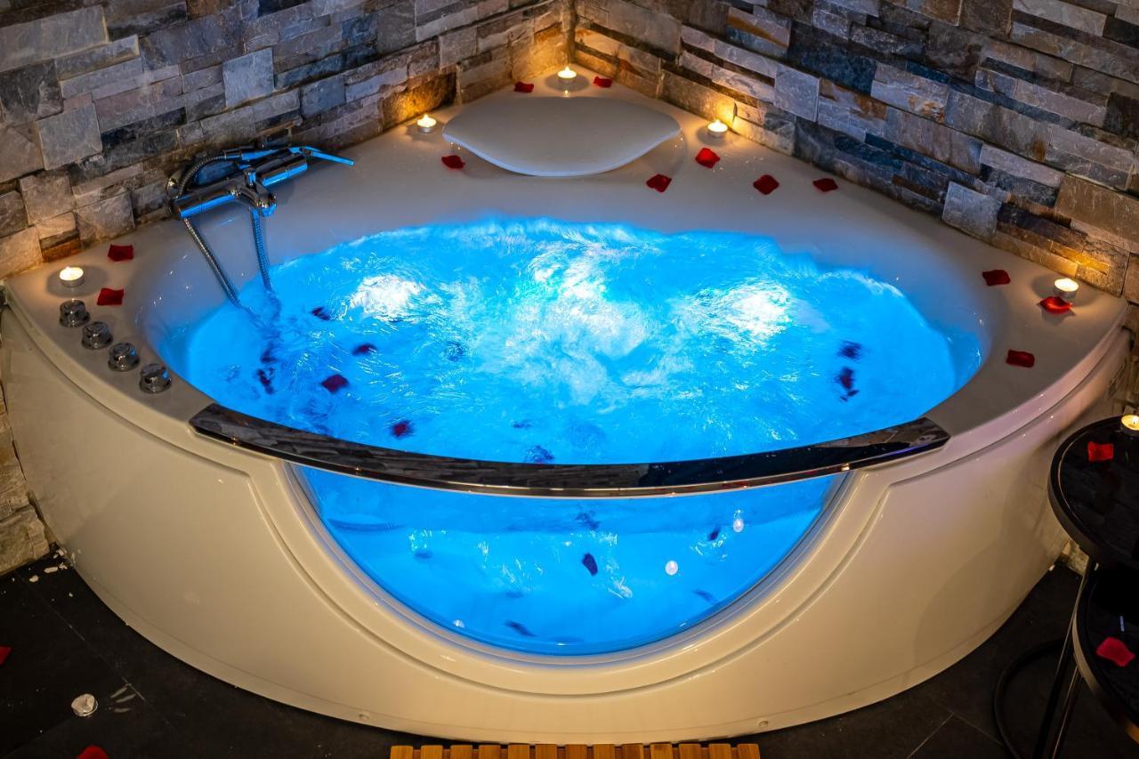Cocon Relax - Jacuzzi - Cinema Montbéliard Exterior foto